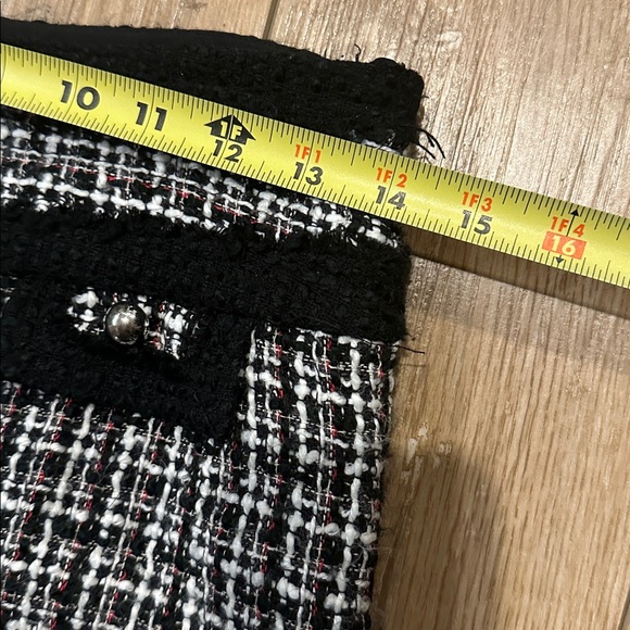 WHBM tweed skirt Size 0 - Picture 7 of 13